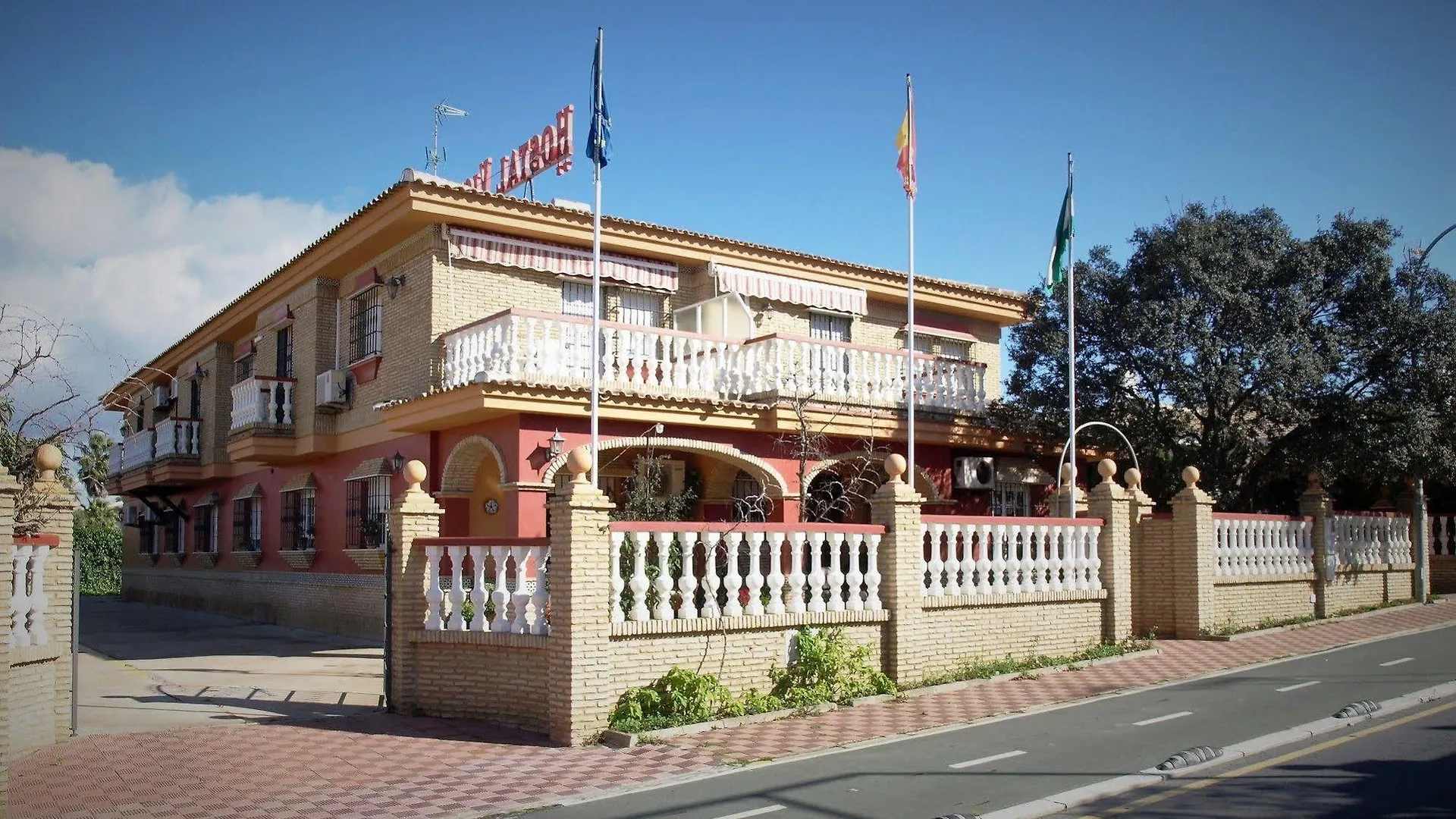 Victoria Hotel